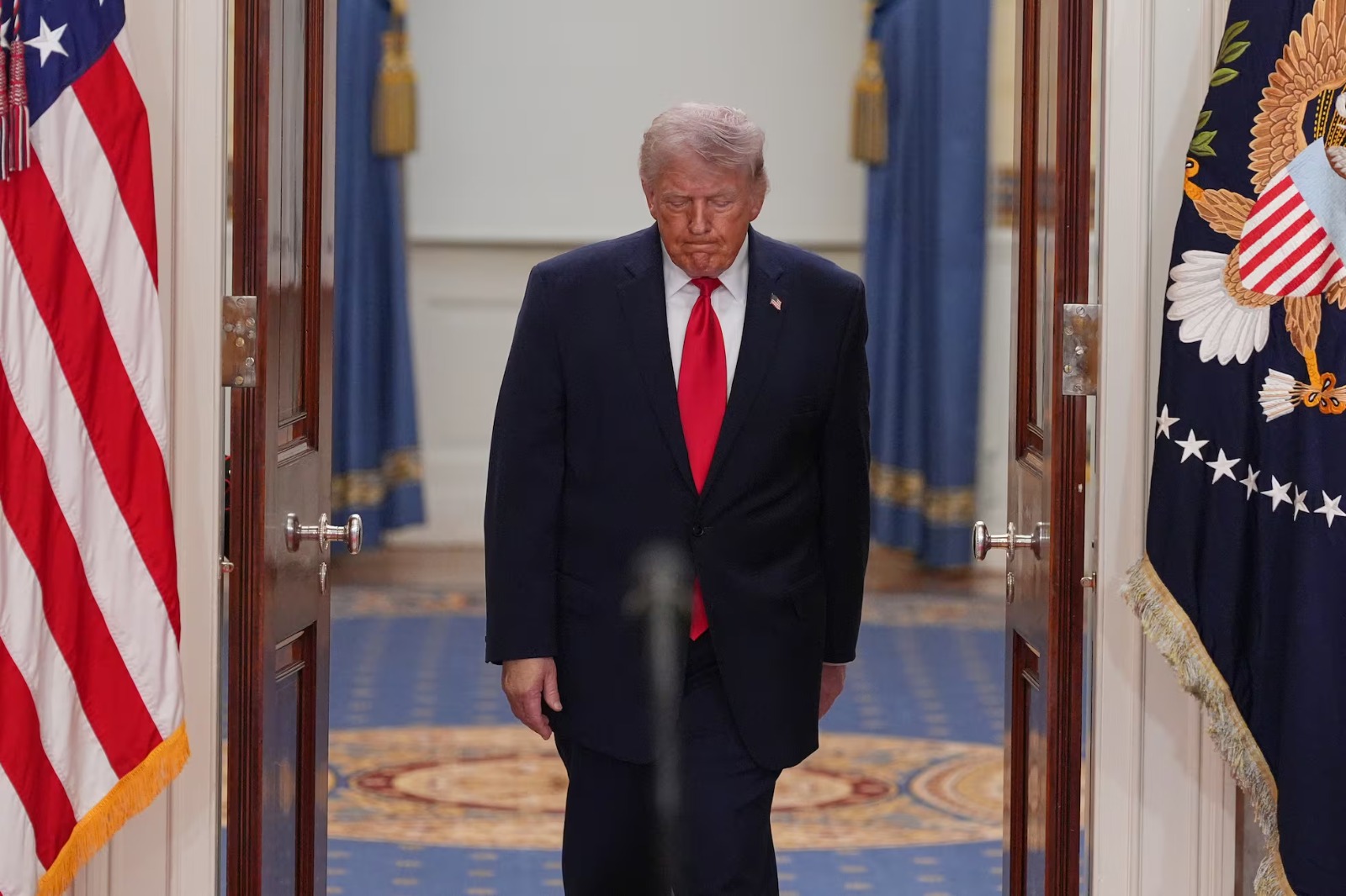 Trump pide paciencia a un público cansado de una guerra que “está a punto de acabar”

