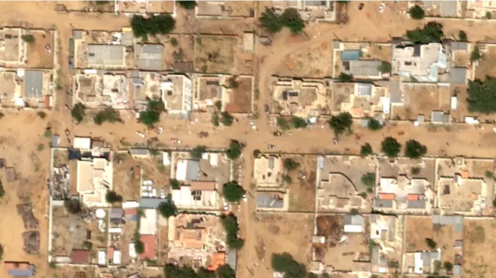 En Sudán, el conmovedor testimonio de un superviviente de El-Fasher, obligado a cavar fosas comunes
